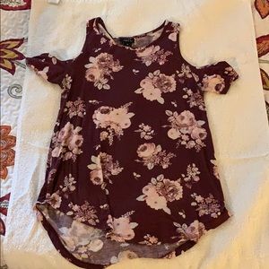 Open shoulder Rue 21 Blouse.